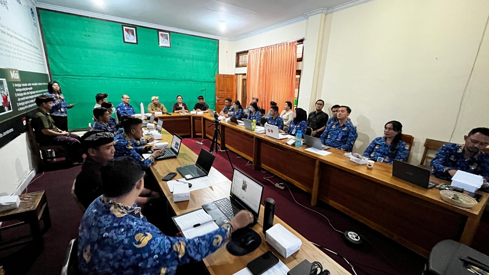 Pemkab Jembrana Siap Hadapi Monev KIP 2025, KI Bali Berikan Bimtek dan Luncurkan e-Monev cover