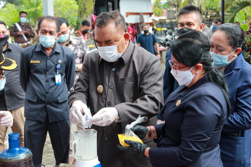 Cover Ketua Dewan Sri Sutharmi Hadiri Pemusnahan Barang Bukti Di Kejaksaan Negeri Jembrana