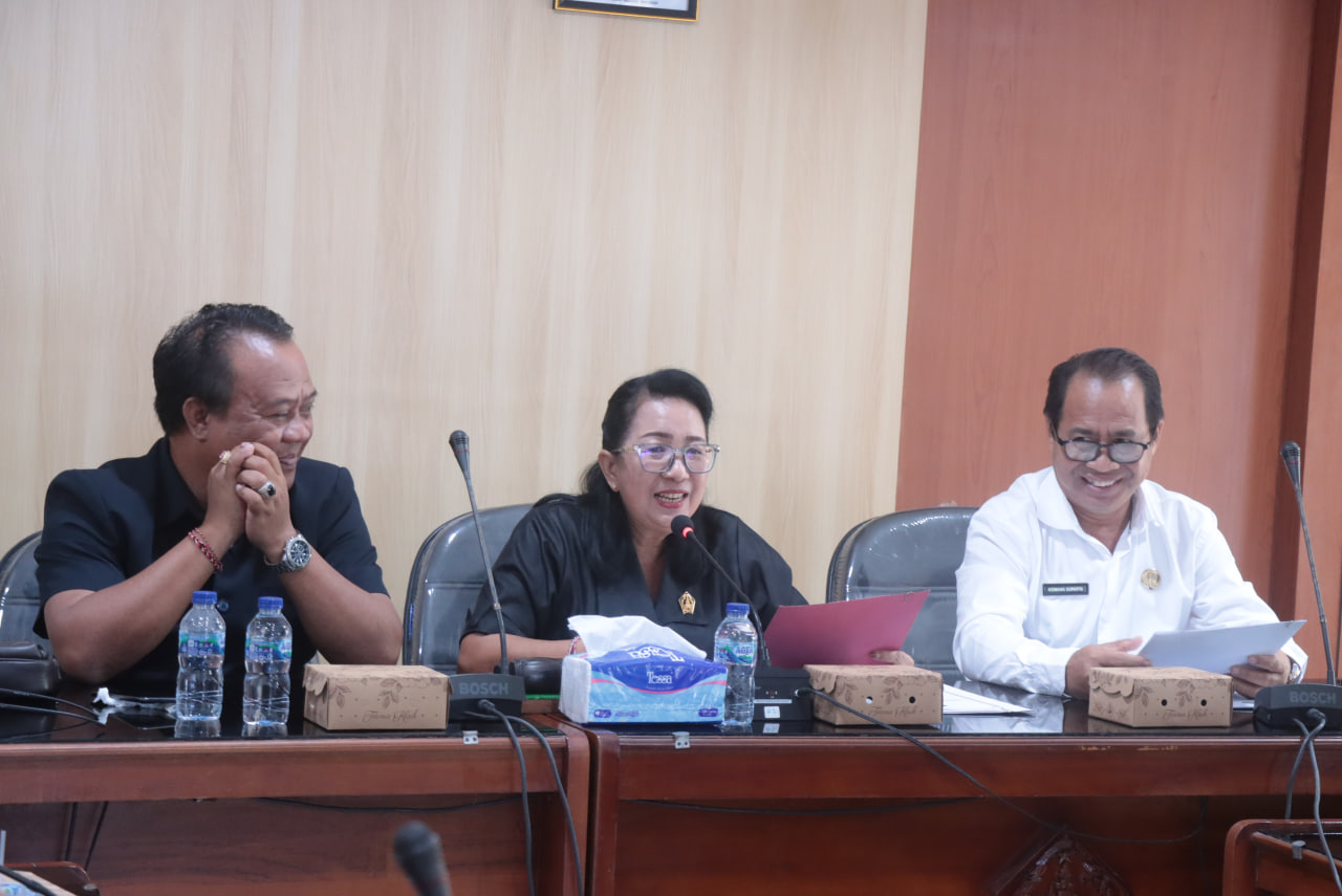 DPRD Kabupaten Jembrana Gelar Rapat Paripurna Pembentukan Fraksi dan Pengumuman Calon Pimpinan DPRD cover